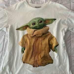 cute Zara baby yoda tee shirt!
